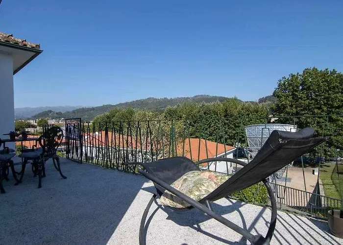 Casa Mio Localizada Em Pleno Centro Historico Arcos de Valdevez
